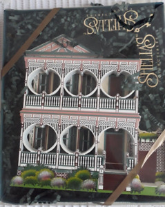 Shelia's Collectibles Asendorf House Gingerbread House Savannah, Ga Boxed 1996