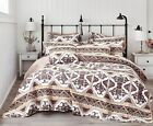 DaDa Bedding Bohemian Quilted Bedspread Set - 3-Piece, Paisley, Burgundy, Pink