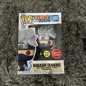 Funko Pop Naruto : KAKASHI (Raikiri) #1103 Glows Vinyl GameStop Exclusive.