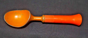 Vintage Bonny Prod. Co. NY Orange Cast Aluminum  Ice Cream Scoop Spoon 7 1/2