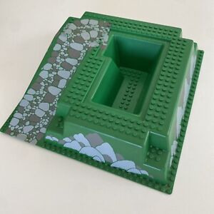 LEGO 2552 Raised Baseplate Castle Green Gray Rock Ramp Pit Sets 6081 6086