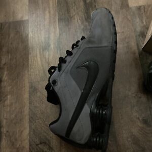 Size 10 - Nike Shox NZ Black