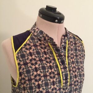Sabine sleeveless silk blouse, fun print ✨MOVING SALE priced to sell!✨