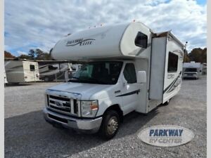 New Listing2012 Thor Motor Coach Freedom Elite for sale!