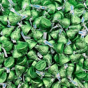HERSHEY'S KISSES Milk Chocolate in Light Green Foil, Bulk Pack 5 Pounds