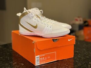 2016 Nike Freek Rare Wrestling Shoes Size 10.5 White/Gold NIB