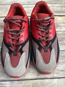 Size 10 - adidas Yeezy Boost 700 MNVN Laceless HI-RES RED 2022