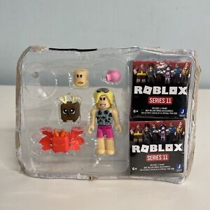 Roblox Figure Set (Open box) 2 Additional figures are Factory SEALED. (See pics.