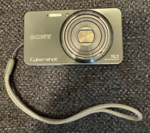 Sony Cyber Shot DSC-W570 Digital Camera Silver 16.1 Mega Pixels No Charger READ