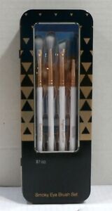 Smoky Eye Eyeshadow Brush Set In Tin Case - 4pc - White