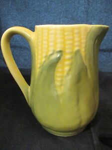Shawnee Pottery Corn King Creamer Pitcher #70 Ceramic Vintage
