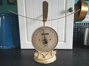 Lovely Set of Vintage Cast Iron Upright Shop Grocers Scales By Salter