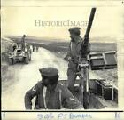1970 Press Photo Jordanian soldiers drives past captured Fedayeen near Syria