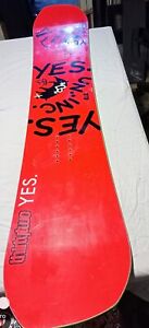 YES Un..Inc. GREATS 154cm Snowboard