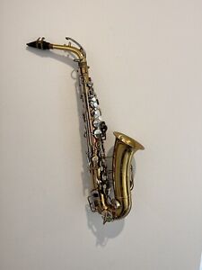 Vintage Bundy Alto Selmer Saxophone With Case, Mouthpiece, Swab, Accessories