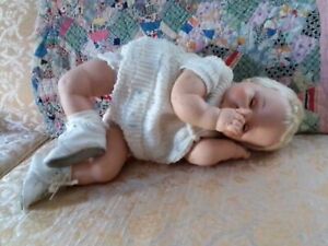 Madame Alexander Doll Kitten Baby Doll 23 