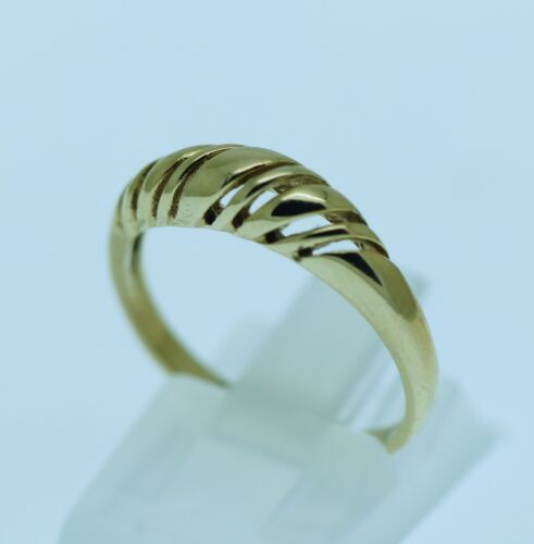 Estate Fine Jewelry 9K Gold Ring  Jewellery Size 7 1/4
