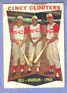 1960 Topps #352 Gus Bell Frank Robinson Jerry Lynch Cincy Clouters