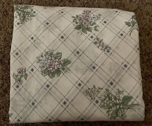 Vintage Thomaston FULL Flat Sheet No Iron Lily Of The Valley Flowers Floral