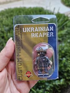 BRICKMANIA Ukrainian Reaper  Minifig Minifigure Brand New