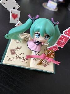 Vocaloid 3'' Hatsune Miku Secret Wonderland Collection Rement Scuff On Book
