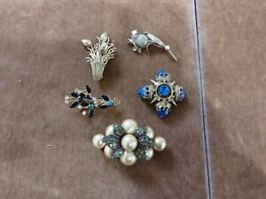 Antique Fashion Jewelry Brooch Lot #C5