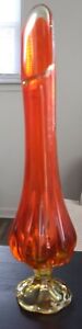 Vtg MCM LE Smith Swung Glass Footed Bud Vase 15.5” Amberina Persimmon 6 Petal
