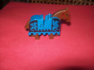 LEGO CASTLE HORSE & BLUE HORSE BARDING W BLACK DRAGONS SET# 6085,6086,1584,6060