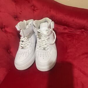 Size 9.5 - Nike Air Force 1 '07 Mid White