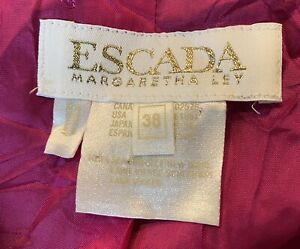 Escada Women's Black Wool Blazer Trimmed in Pink Size EUR38