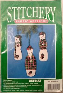 Bernat Stitchery Fabric Applique Kit SNOW FAMILY Ornaments 1995 Sealed
