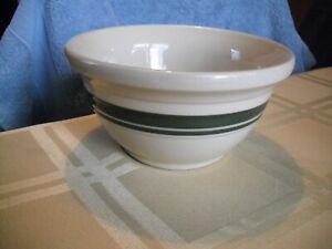 Roseville Ohio Friendship Small Mixing Bowl Green