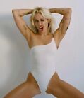MILEY CYRUS - IN A WHITE ONE PIECE - LEGS OPEN !!