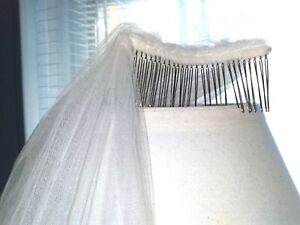 Short bridal veil, with Comb and Sparkly Stones