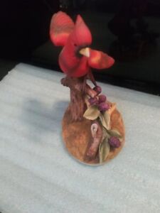 Vintage Andrea by Sadek Cardinal Bird Figurine on Branch & Berries w/ Base  8