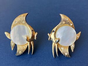 MARCEL BOUCHER Vintage ClipOnEarrings #5692-Angel Fish, Mother of Pearl and Gold