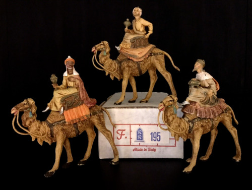 FONTANINI 3 WISEMEN MAGI KINGS ON CAMELS 51514 - ITALY 1983 - ORIG WHITE BOX