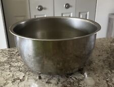 New ListingVintage Vollrath 4 Quart Stainless Steel Mixing Bowl #6923 USA Made