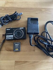 New ListingNikon COOLPIX S570 12.0MP Digital Camera - Black W/ Charger Tested Working