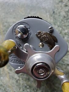 Vintage Pflueger Supreme Bait Casting Fishing Reel Made in USA (Right Hand)