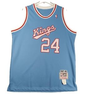 Reggie Theus 24 Sacramento Kings Mitchell & Ness Hardwood Classic Jersey Size 52