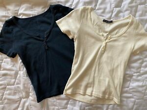 Brandy Melville Set of 2 White and Navy Blue Zelly Top Cropped Buttons