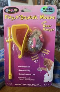 Play N Squeak Mouse Cat Toy With Door Hanger