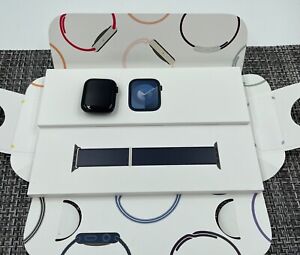 Apple Watch Series 9 MR9C3LL/A 45mm GPS Midnight - New in Open Box