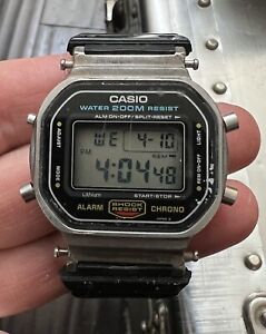 VTG Casio G-Shock DW-5600C Model 691 LCD 1987 Digital Watch Alarm Chrono 200M