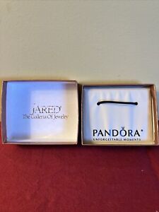 Jared The Galleria of Jewelry Pandora Empty Rose Gold Charm Box