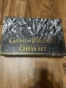 Game of Thrones Collector's Chess Set - NEW! USAopoly
