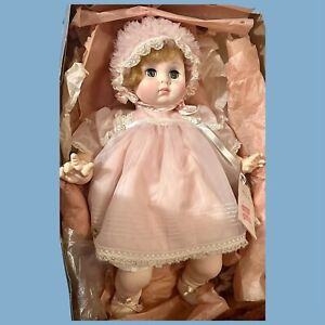 Vintage 1977 Madame Alexander Mary Mine 20” Baby Doll Original Box Clothes