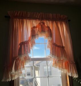 Vintage “Croscill” (4) Panels Pink & Cream Ruffled Lace Valances With Bows