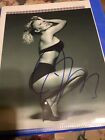 Pamela Anderson Signed 8x10 Photo With COA Baywatch